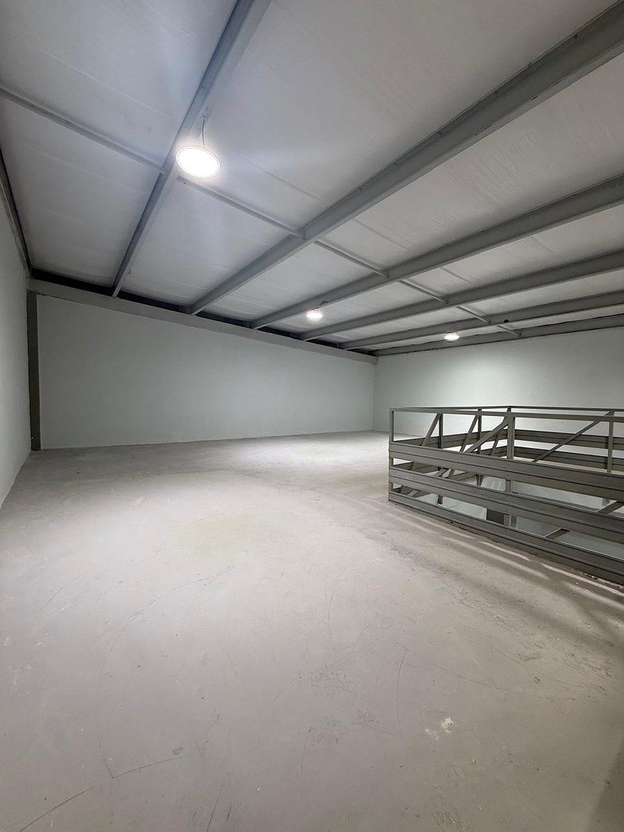 Commercial Storage Unit in Centro, Monterrey, photo 13 of 25