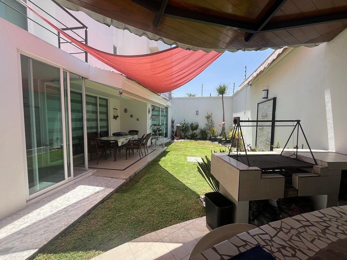 House in INFONAVIT San José Xilotzingo, Puebla, photo 11 of 27