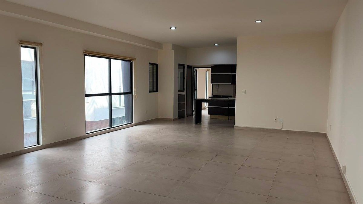 Modern Loft of 122 m² in Pasaje San Antonio: Style, Comfort, and Premium Location, photo 1 of 20