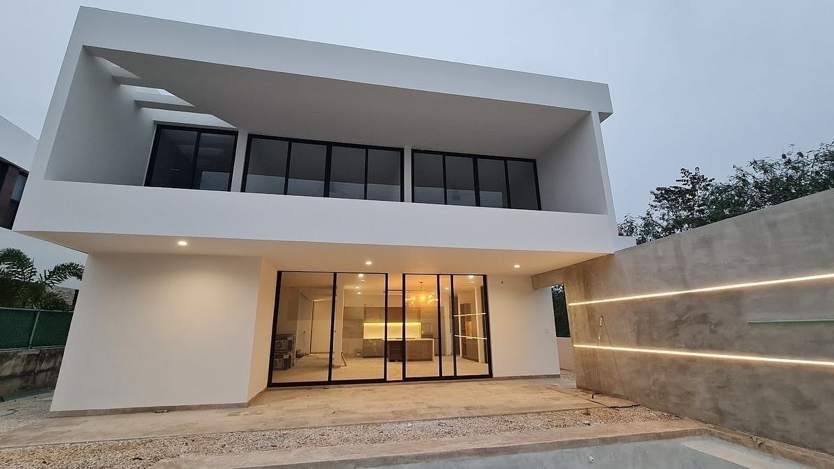 CASA EXCLUSIVA NO YUCATÁN COUNTRY CLUB, COM 4 QUARTOS, foto 1 de 39