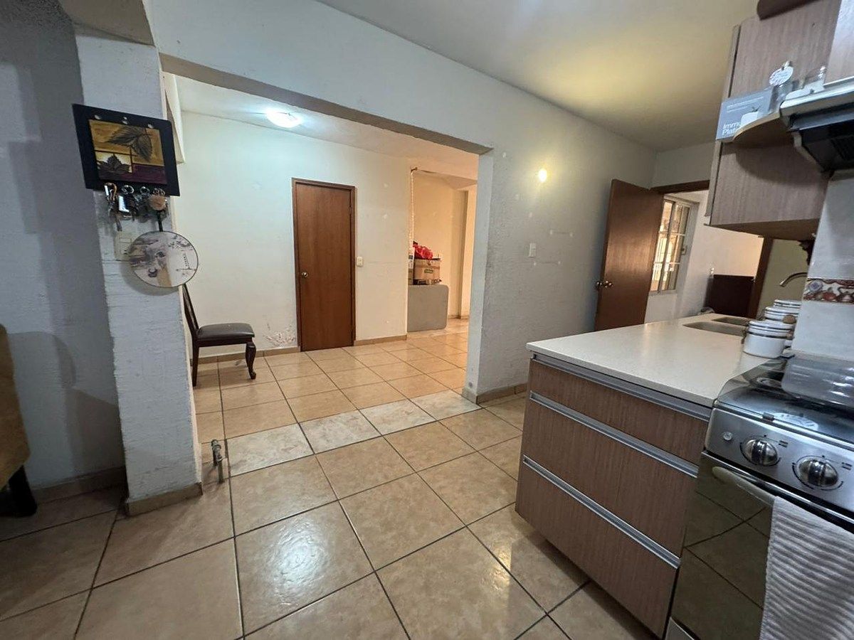 Casa en Del Maestro, Guadalupe, foto 14 de 16