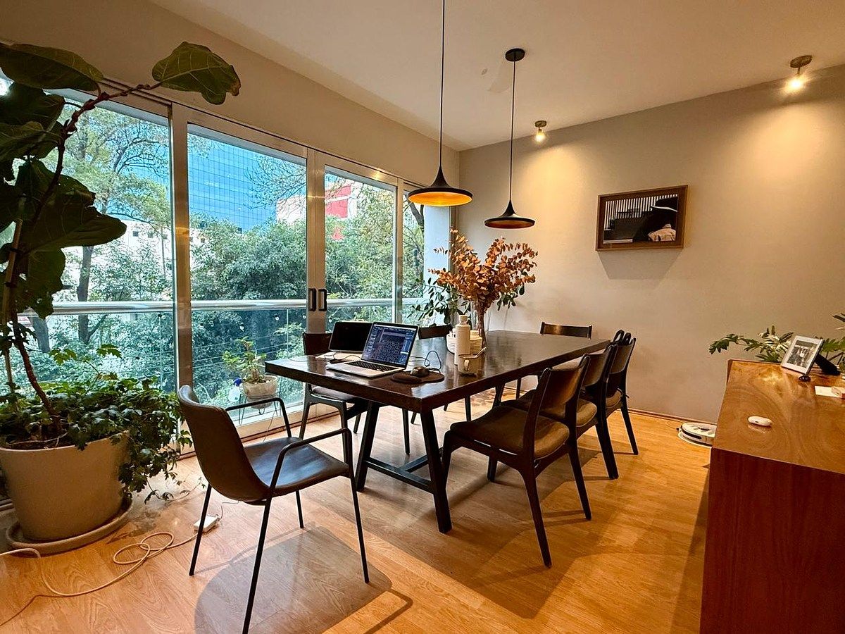 APARTAMENTO À VENDA EM NAPOLI, foto 1 de 18