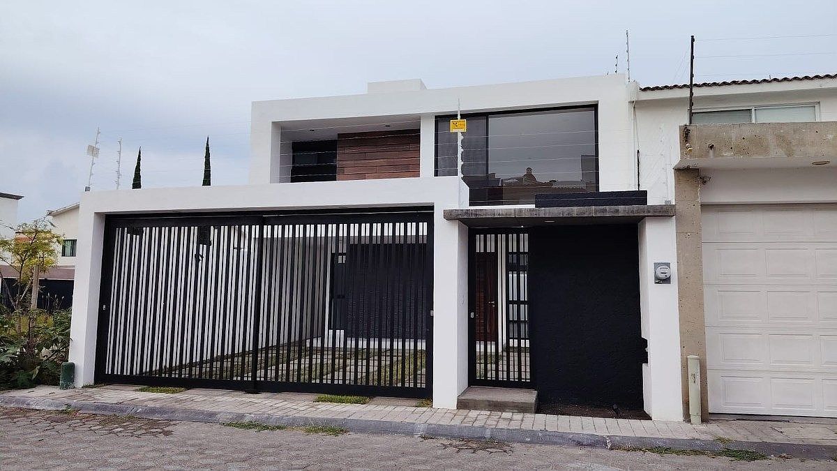 Venda de Casa em Milenio III, Querétaro, foto 1 de 18