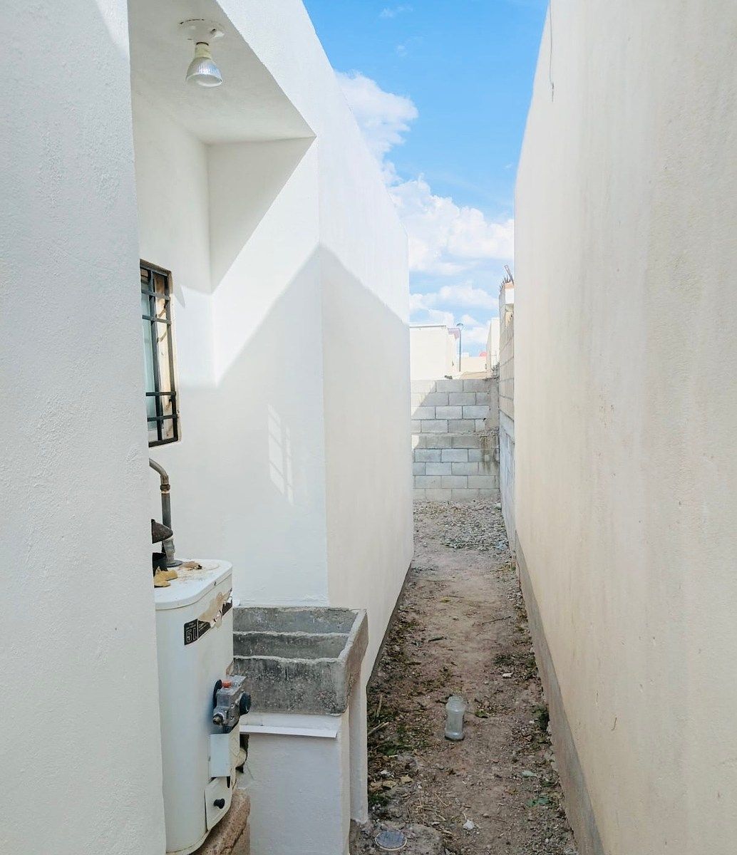 House in Palma Real I, II, III, IV, VI, VIII y X, Chihuahua, photo 6 of 12