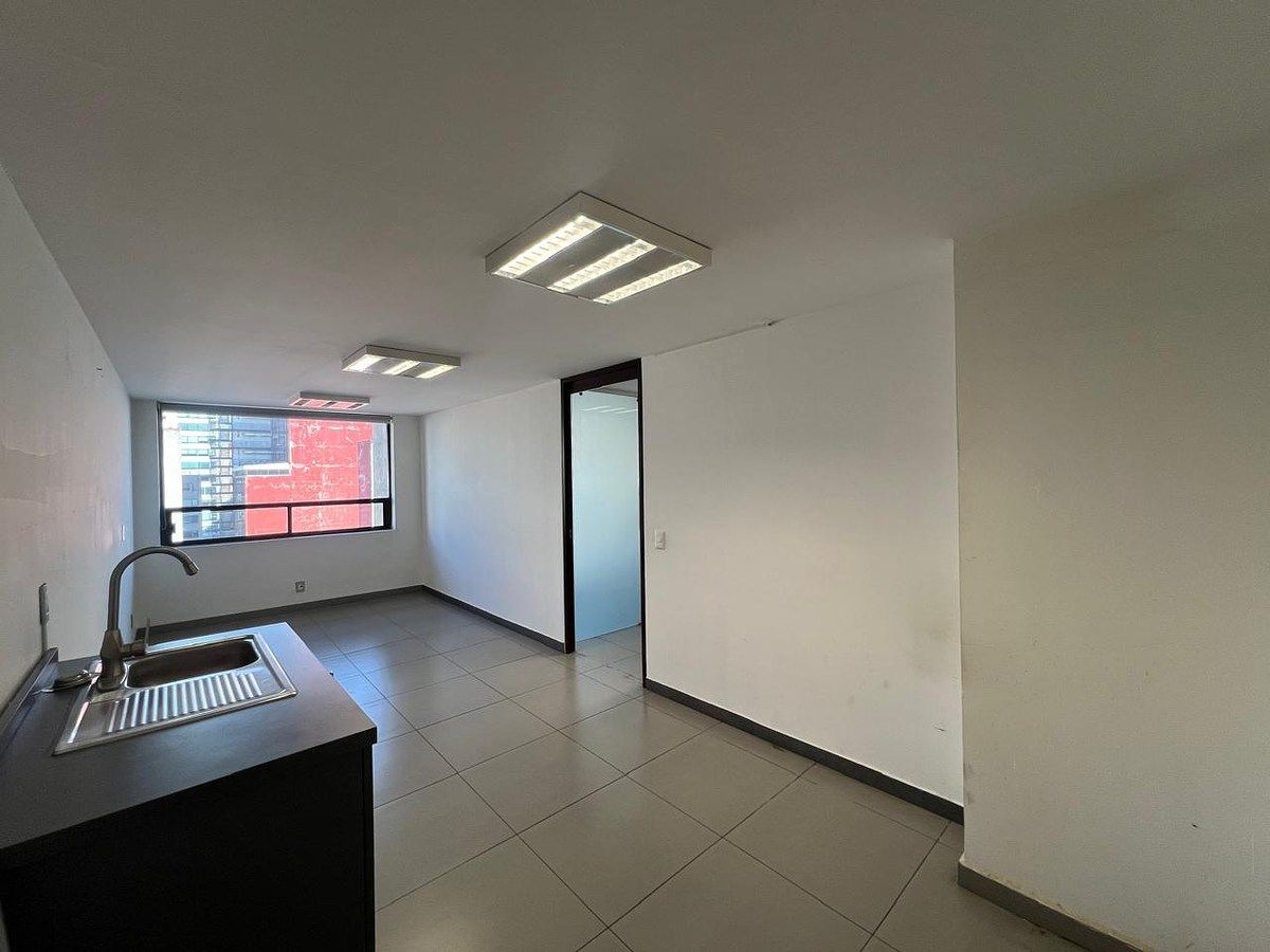 Office in Polanco V Sección, Miguel Hidalgo, photo 21 of 32