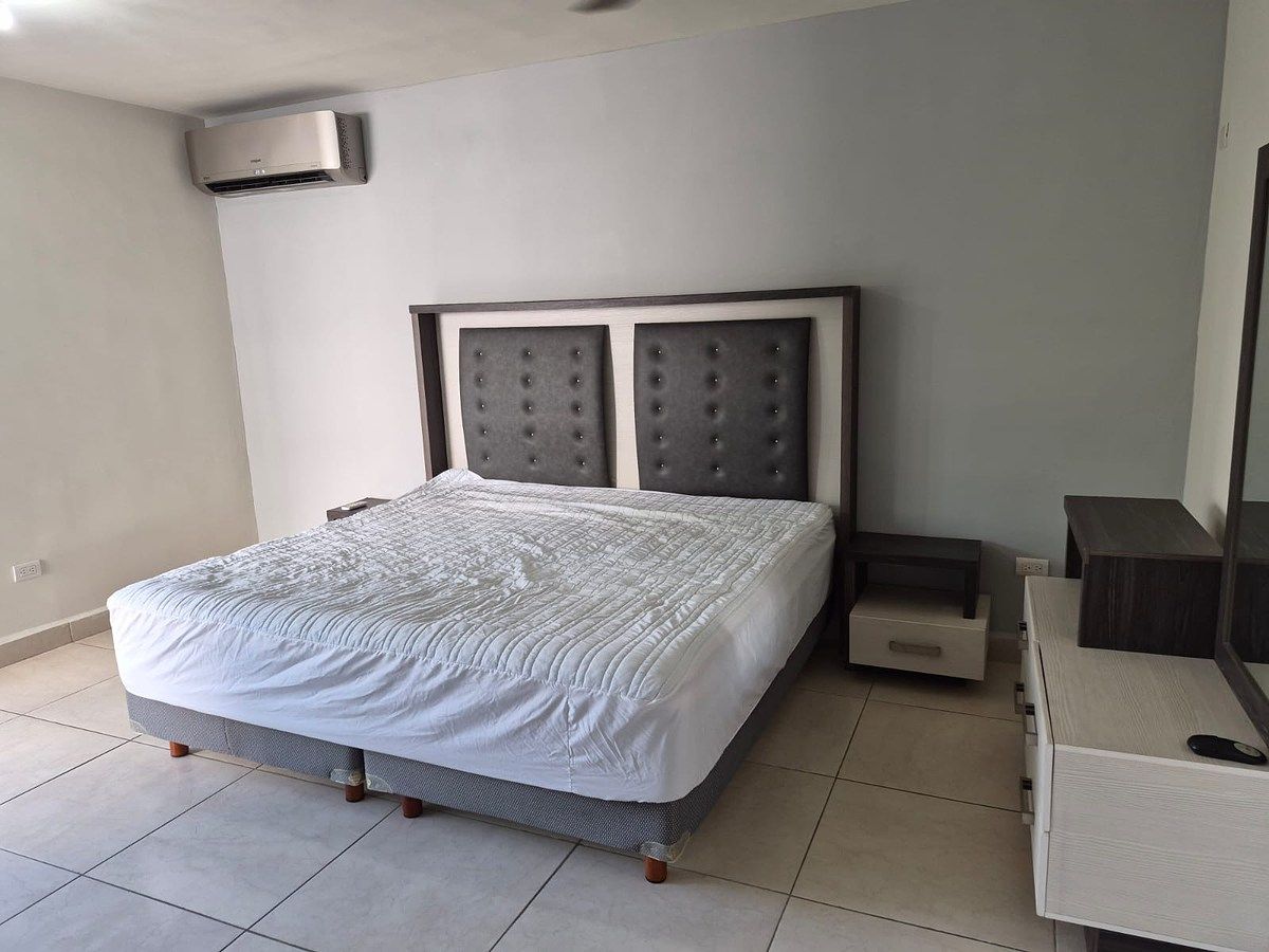 House in Altabrisa Premier, Apodaca, photo 5 of 23