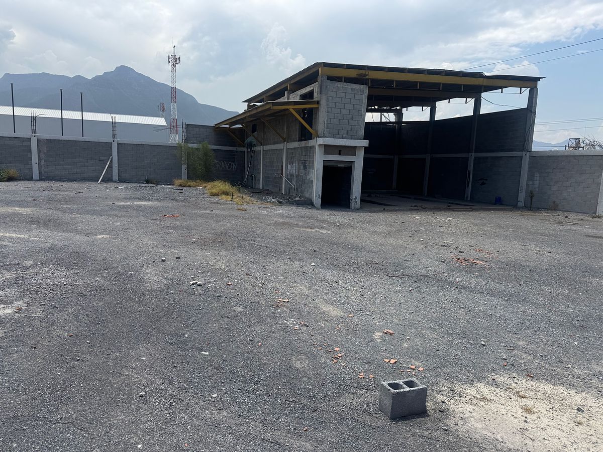 Terreno comercial en Zona industrial, García, foto 6 de 25
