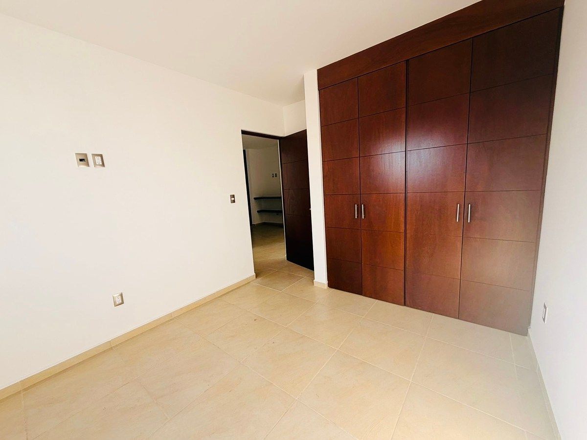 Casa em condomínio fechado em Fraccionamiento El Mirador, El Marqués, foto 5 de 19