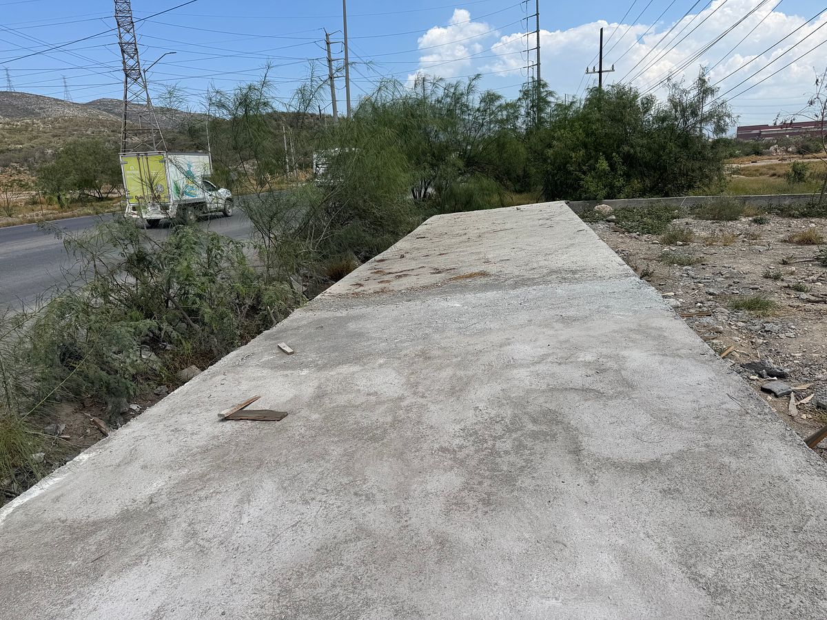 Commercial Lot in Zona industrial, García, photo 11 of 18