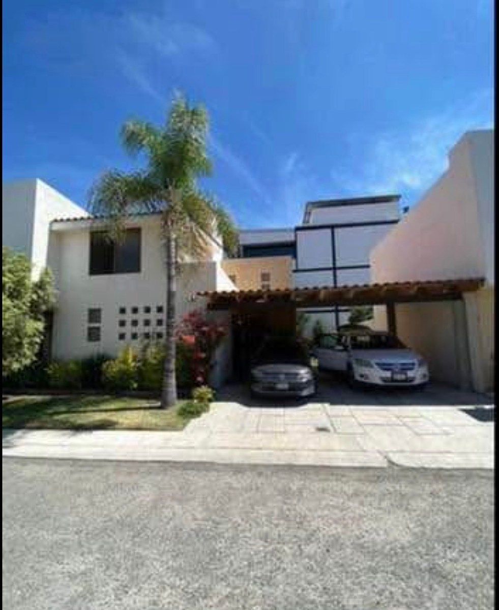 HOUSE FOR SALE IN PUERTA REAL, photo 1 of 19