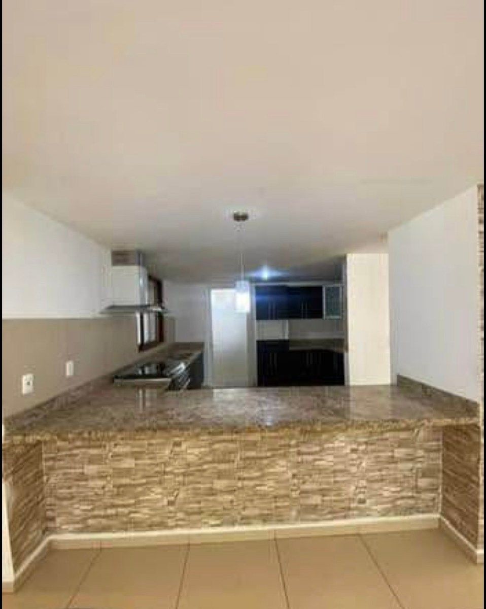 House in Gated Community in Puerta Real, Corregidora, photo 3 of 19