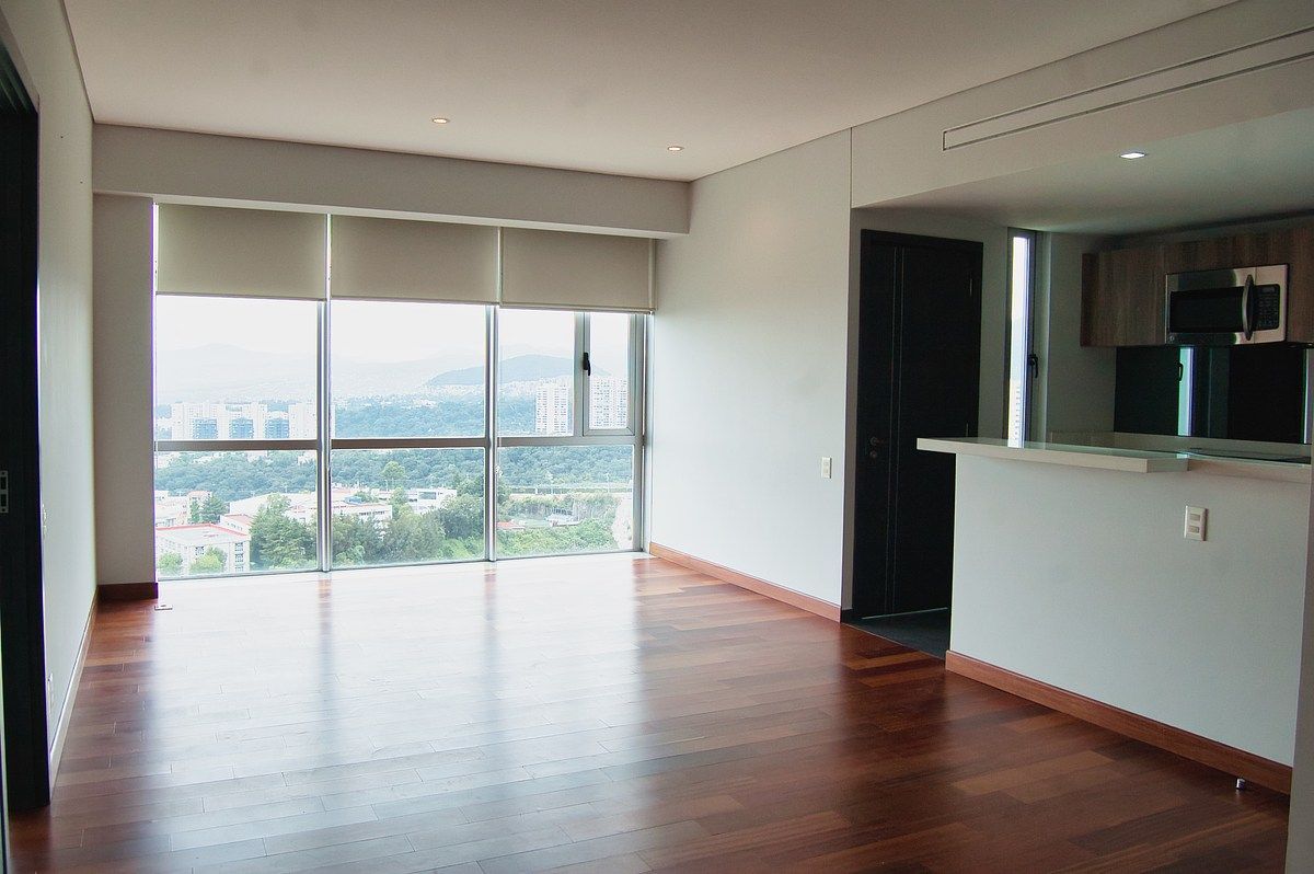 Apartment for Rent in Santa Fe High Park, photo 1 of 34