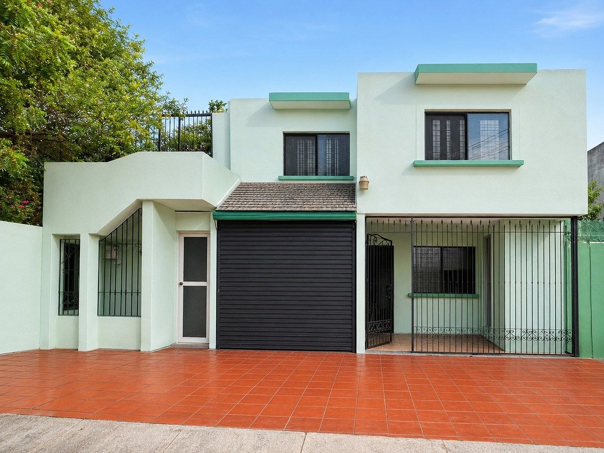 Casa à Venda para Investidores no Setor Cumbres 1, foto 1 de 15