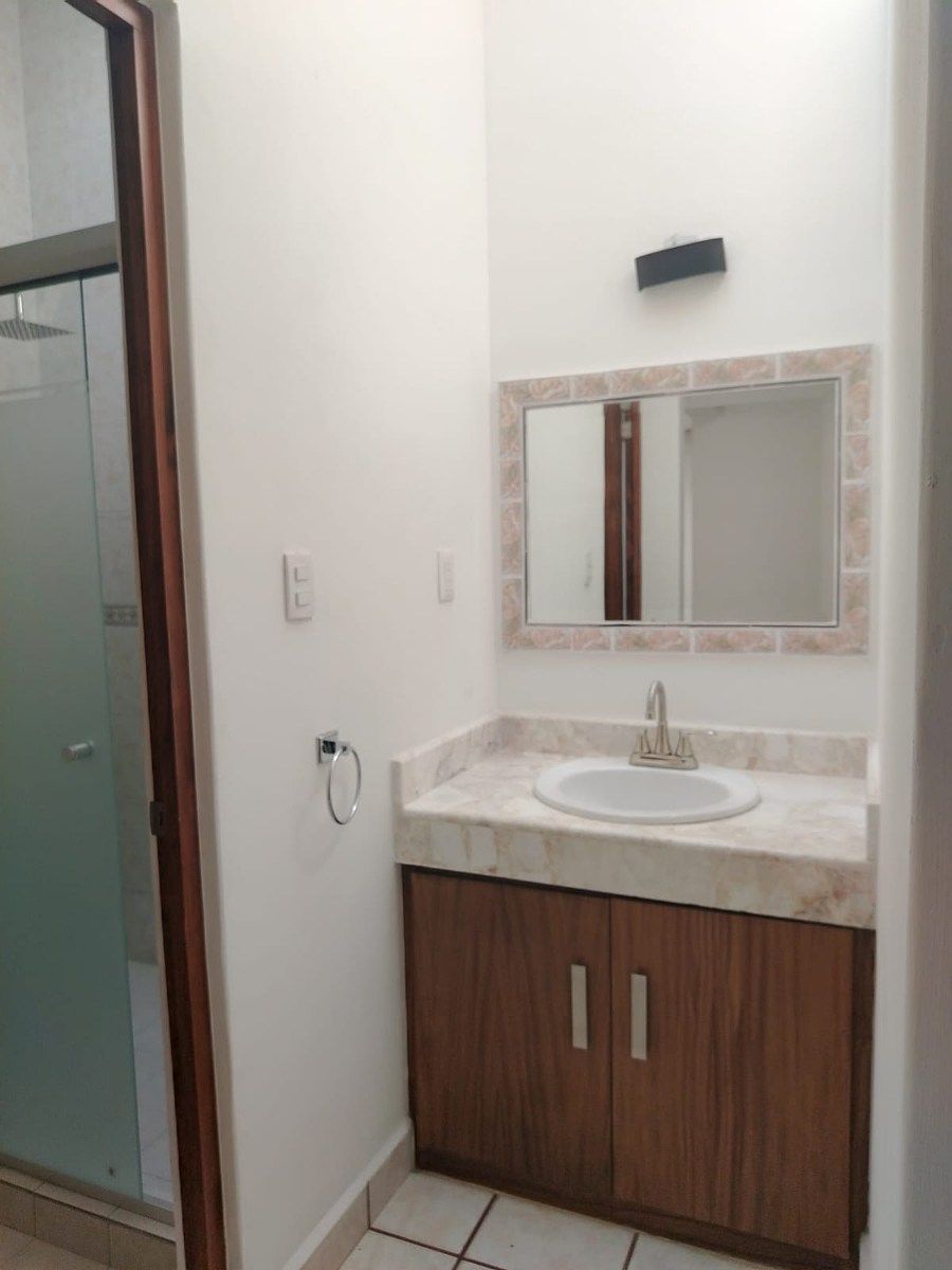 Casa em Villas de Irapuato, Irapuato, foto 12 de 34