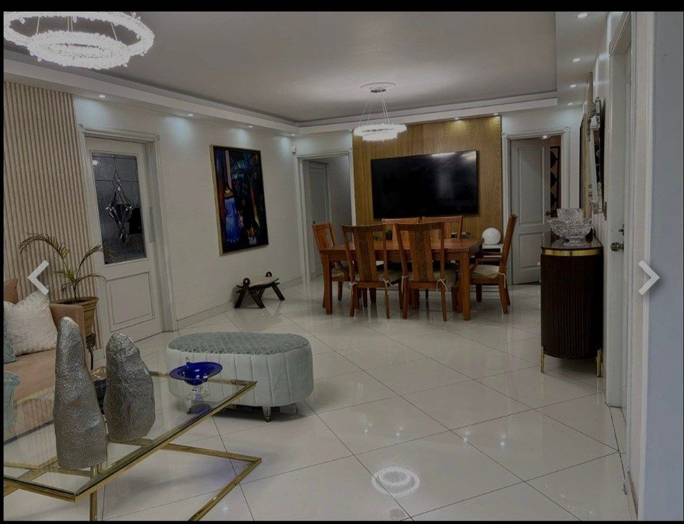 Apartamento en Evaristo Morales, foto 1 de 17