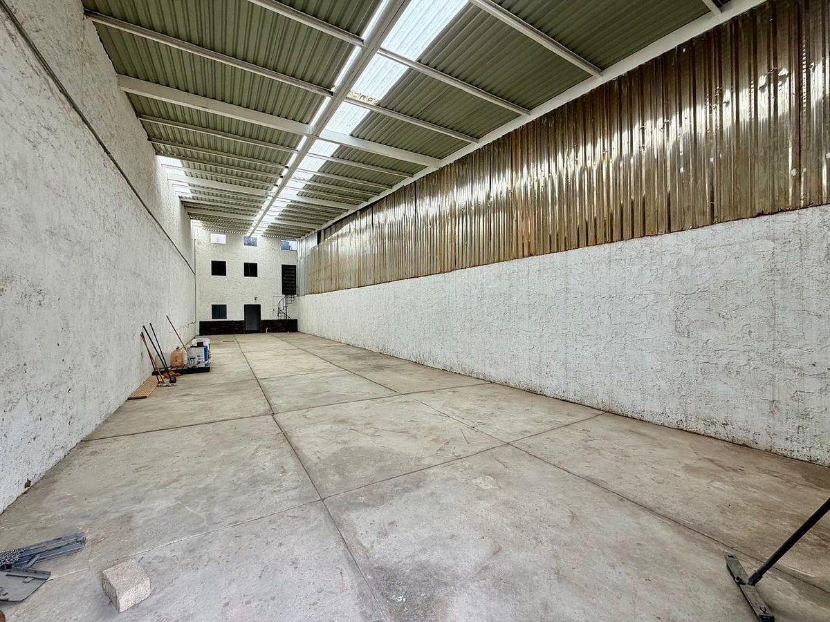 Bodega comercial en La Gigantera, Tlaquepaque, foto 3 de 15