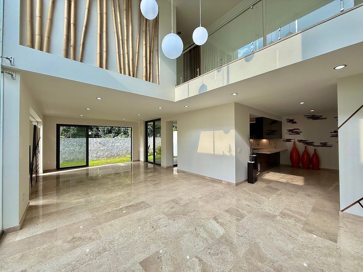 House for Sale in Valle Real, photo 1 of 29