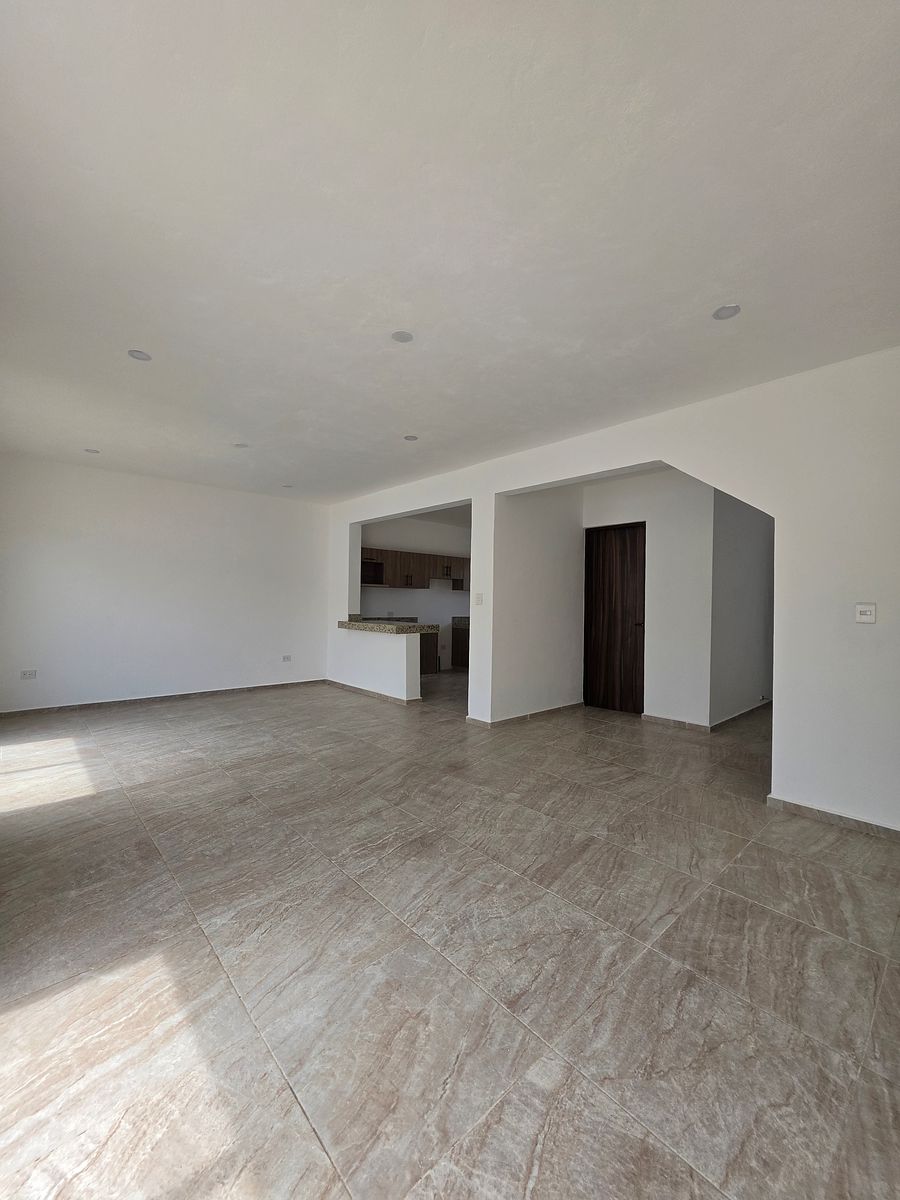 Sala, Comedor y Cocina, foto 5 de 18