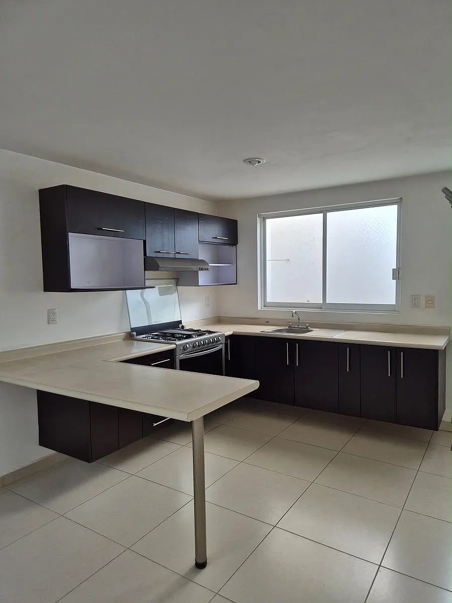 House in Punta Juriquilla, Querétaro, photo 2 of 12