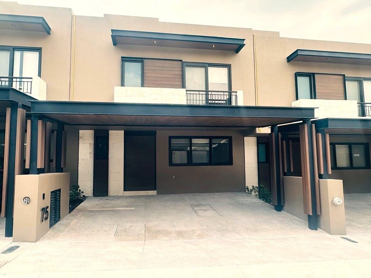 CASA PARA ALUGAR VILLA MAGNA, foto 1 de 18