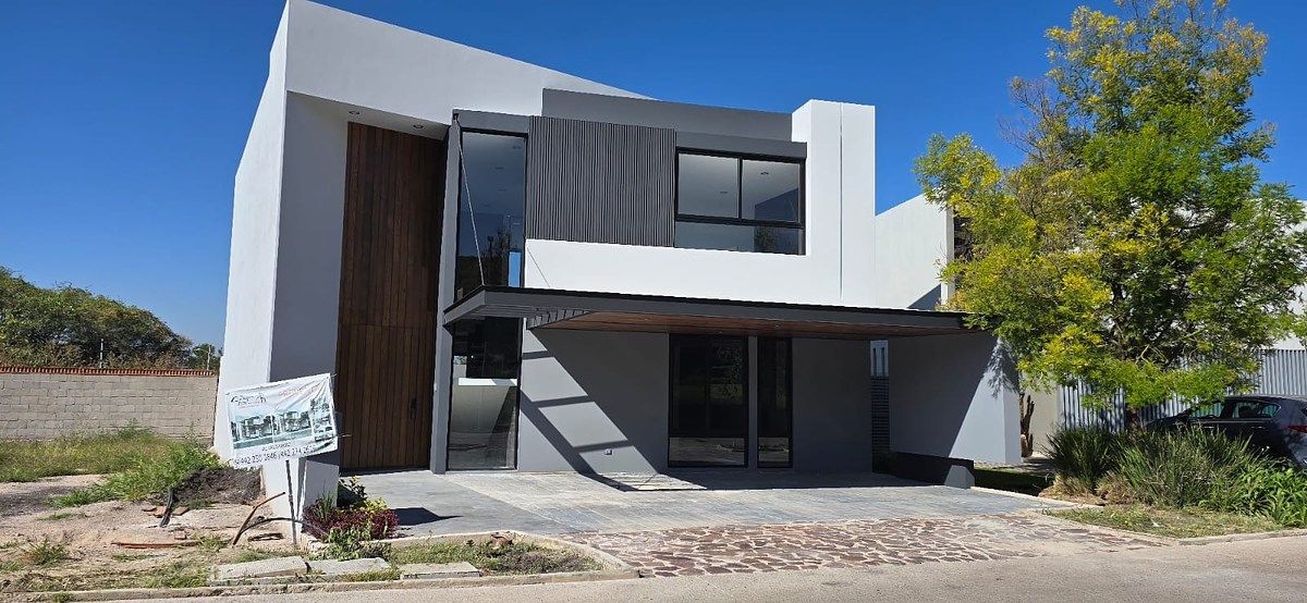 ✨Hermosa casa en venta en el Condominio Fogata, Altozano‼️, foto 1 de 24