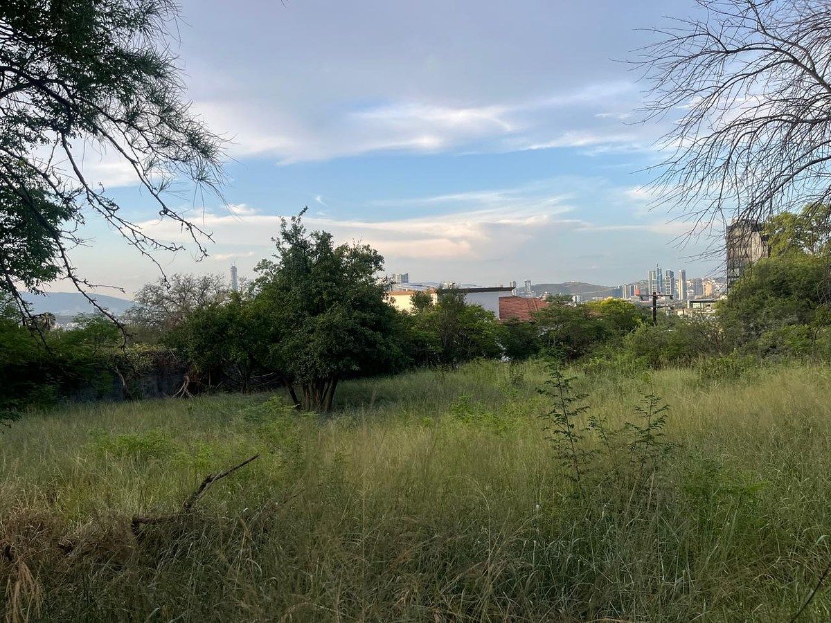 Excelente terreno residencial em área privada, foto 1 de 5