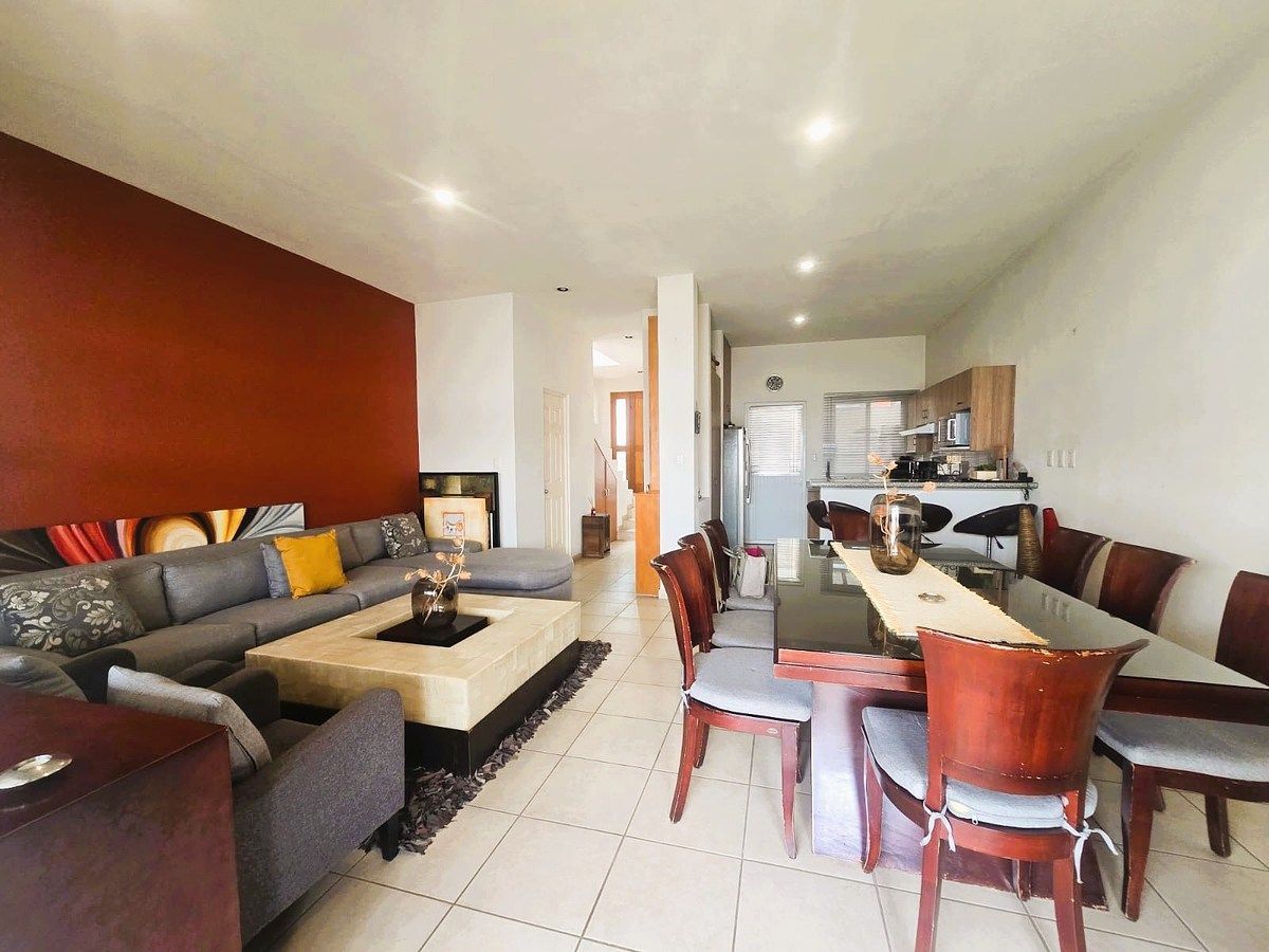 Casa en condominio en Juriquilla, Querétaro, foto 2 de 18