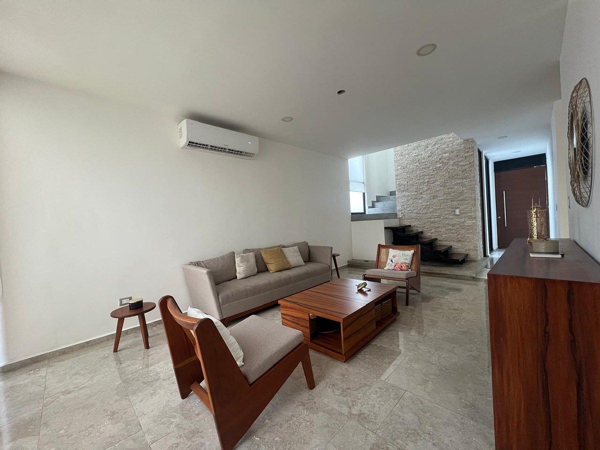 Casa em Conkal, Conkal, foto 3 de 9