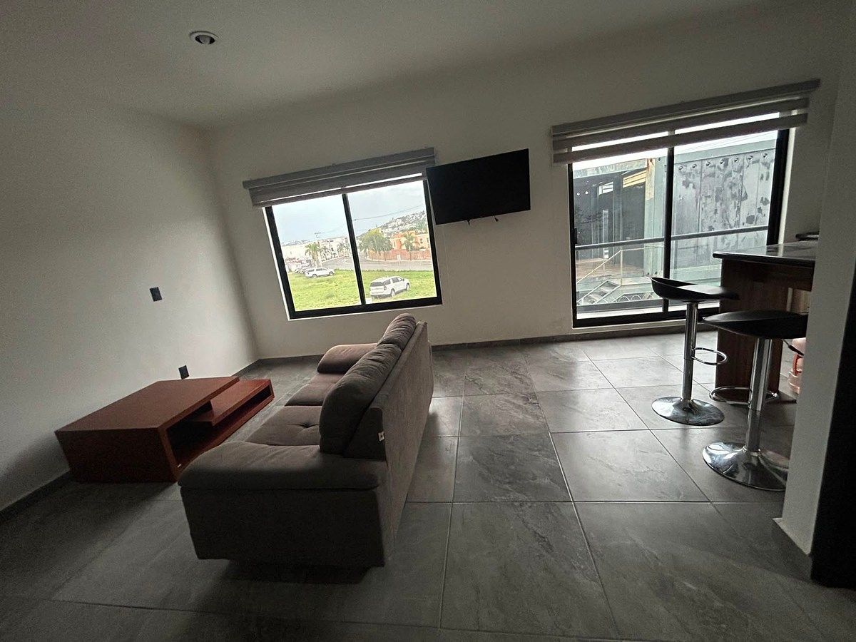 RENTA DE LOFT EN ZONA CORREGIDORA EX HDA CARLOTA. 3.1, foto 1 de 11