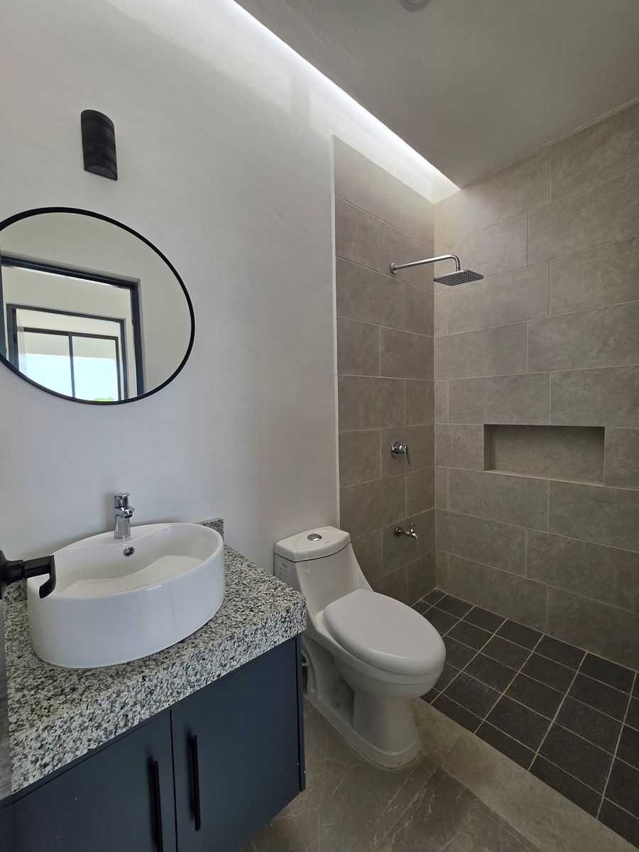 Baño Compartido, foto 14 de 16