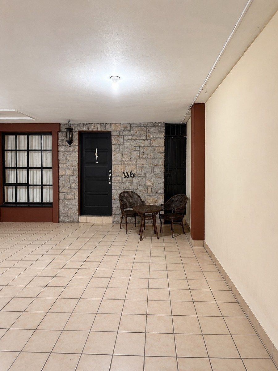 Casa em Arboledas de Santo Domingo, San Nicolás de los Garza, foto 9 de 16