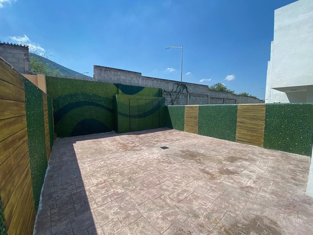 Casa en Balcones de San Patricio, General Escobedo, foto 9 de 10