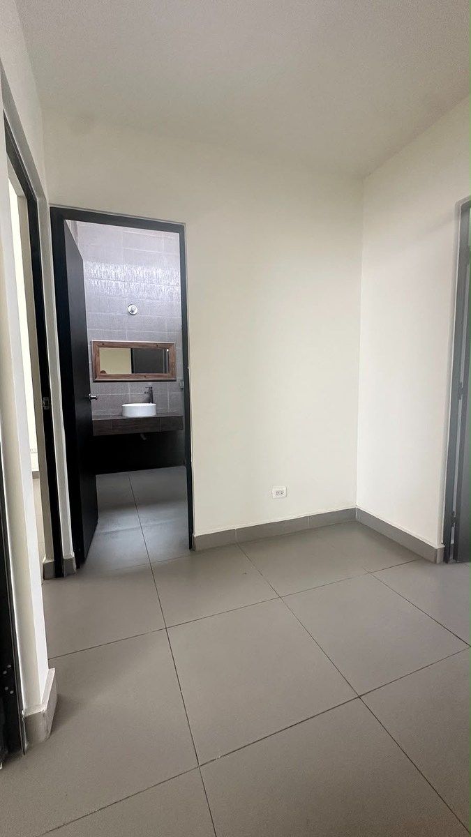 Casa en venta, foto 1 de 38