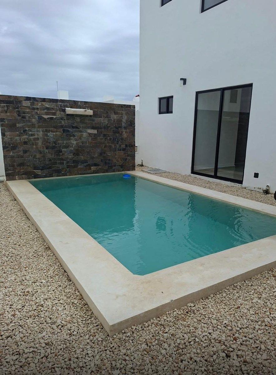 CASA AMPLA E BONITA À VENDA A 15 min. do Puerto Progreso, foto 1 de 9