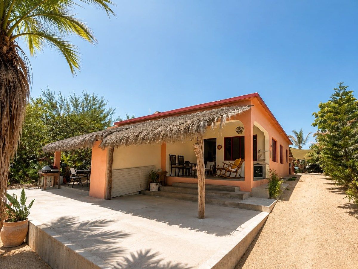 Casa Ventana, foto 1 de 17