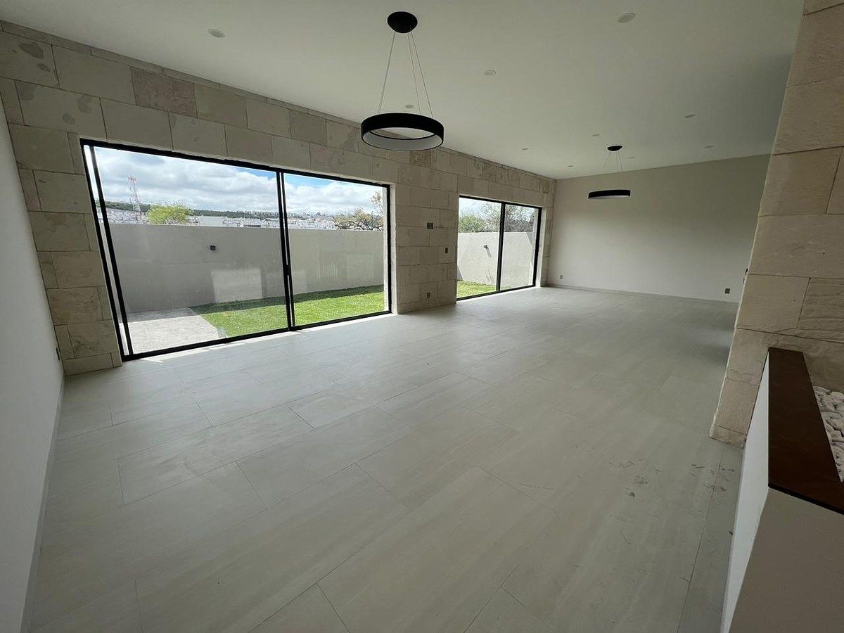 Casa en condominio en Altozano el Nuevo Querétaro, Querétaro, foto 3 de 21