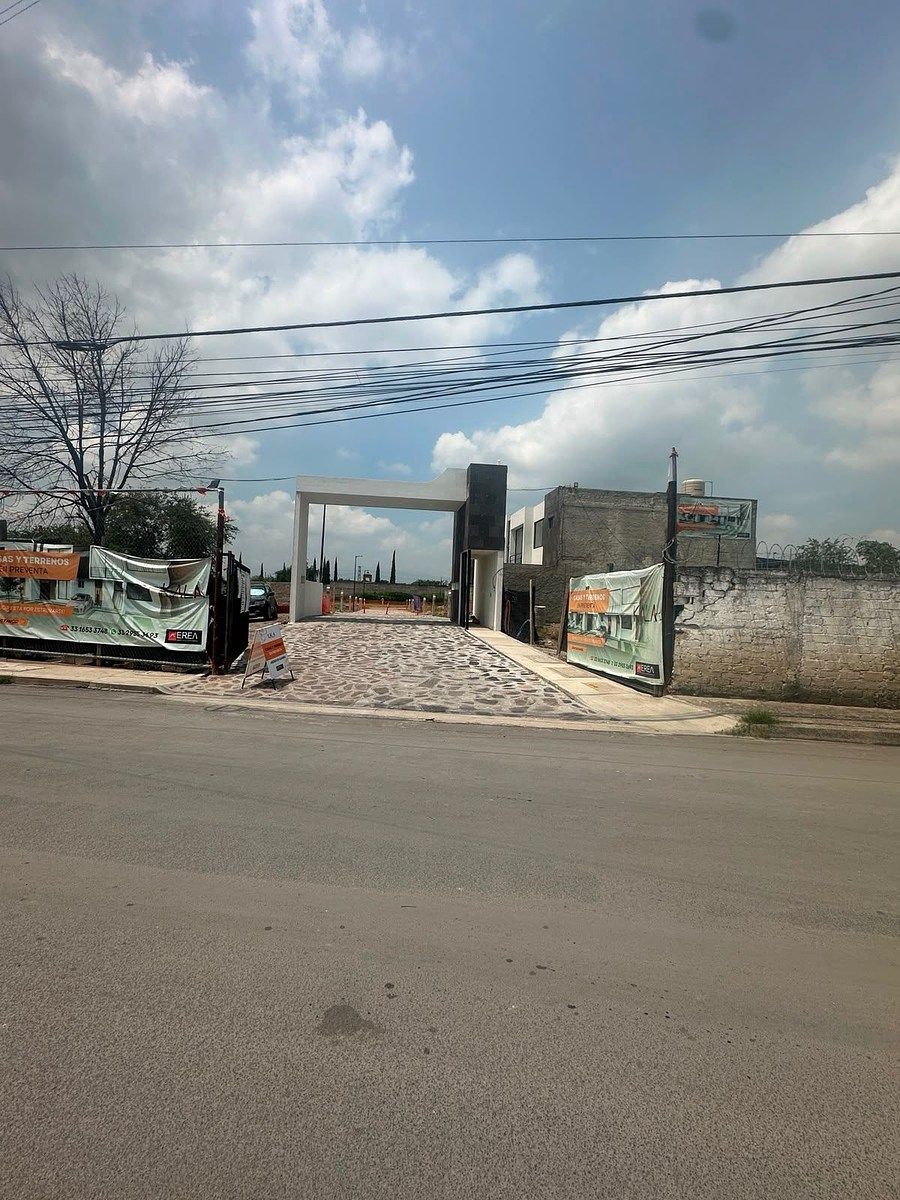 Terreno en Santa María Tequepexpan, Tlaquepaque, foto 2 de 8