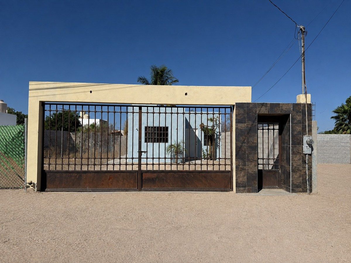 House in La Fuente, La Paz, photo 2 of 13
