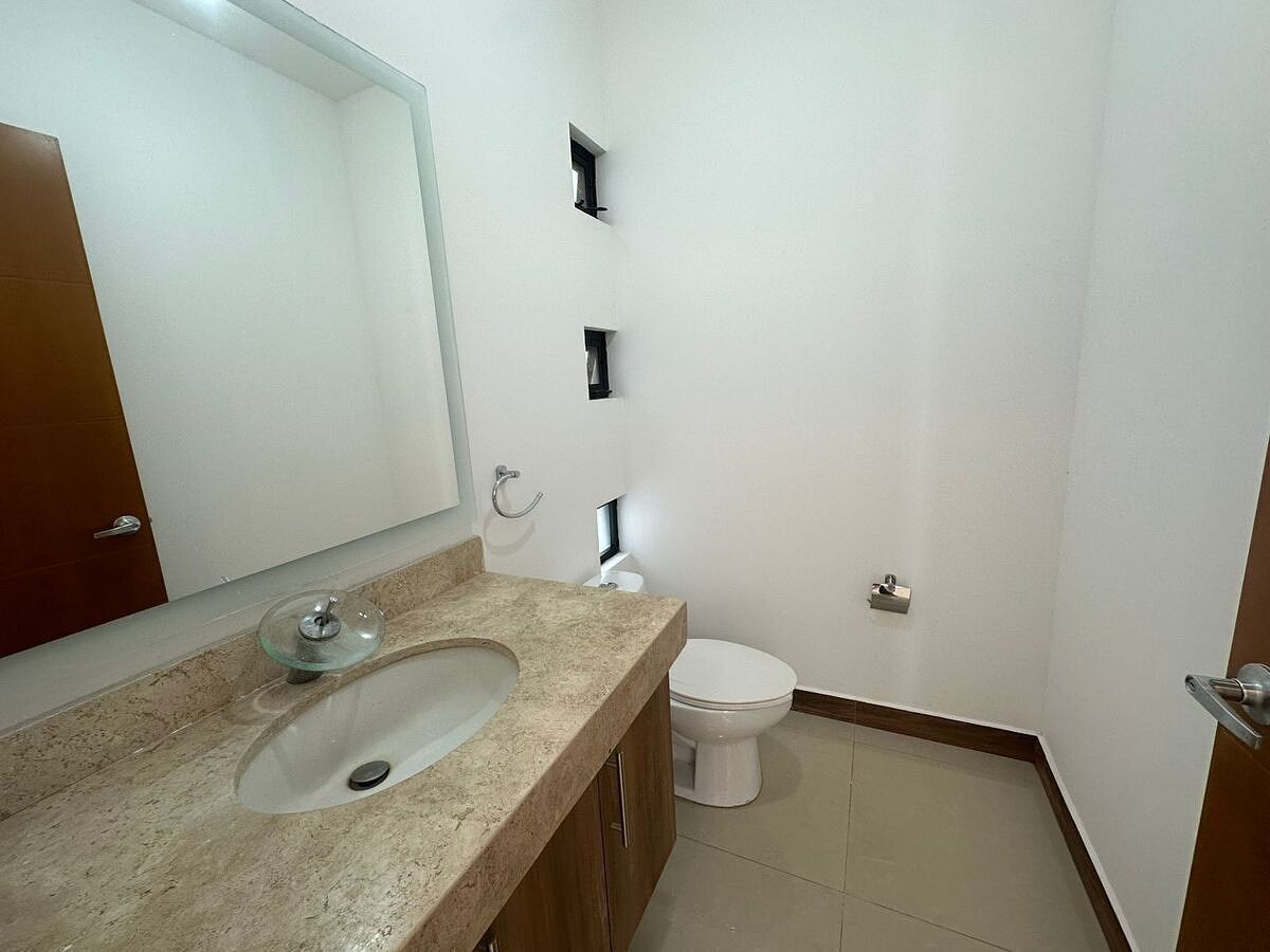 Casa en Cumbres del Lago, Querétaro, foto 4 de 39