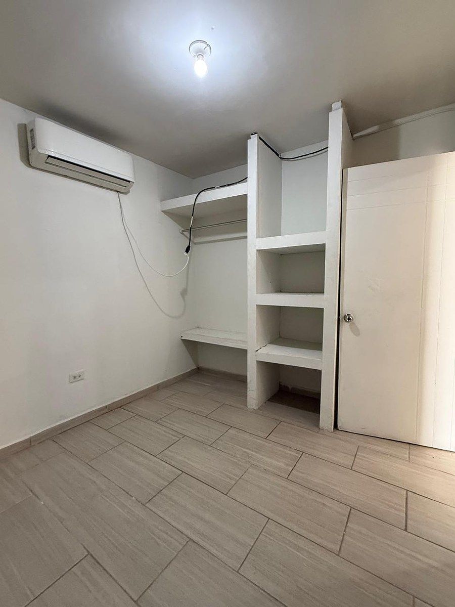 Recamara 1 (area frente de la casa), photo 6 of 13