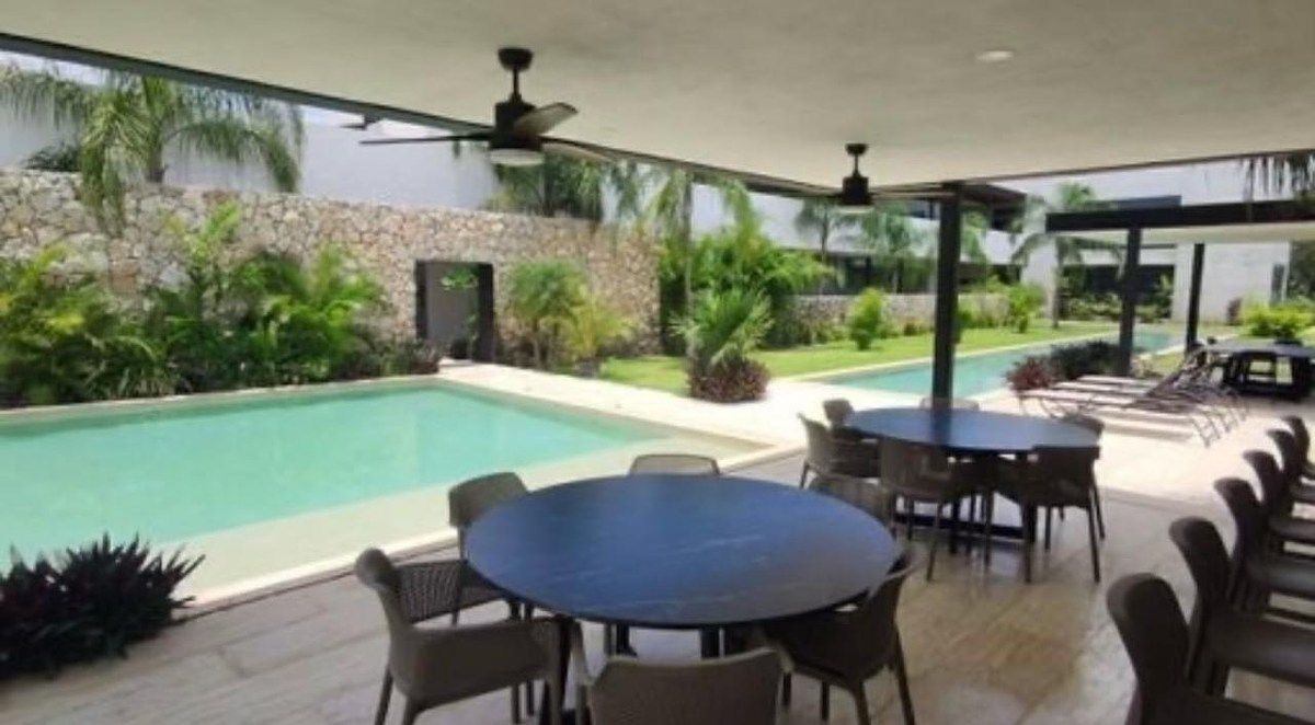 Casa em condomínio fechado em Xcanatún, Mérida, foto 2 de 39