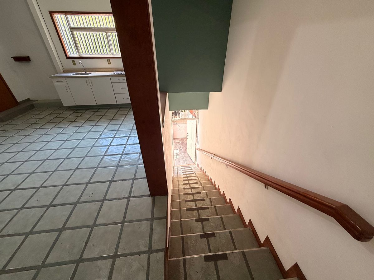 Sala Comercial em Jardines de Plaza Del Sol, Guadalajara, foto 2 de 10