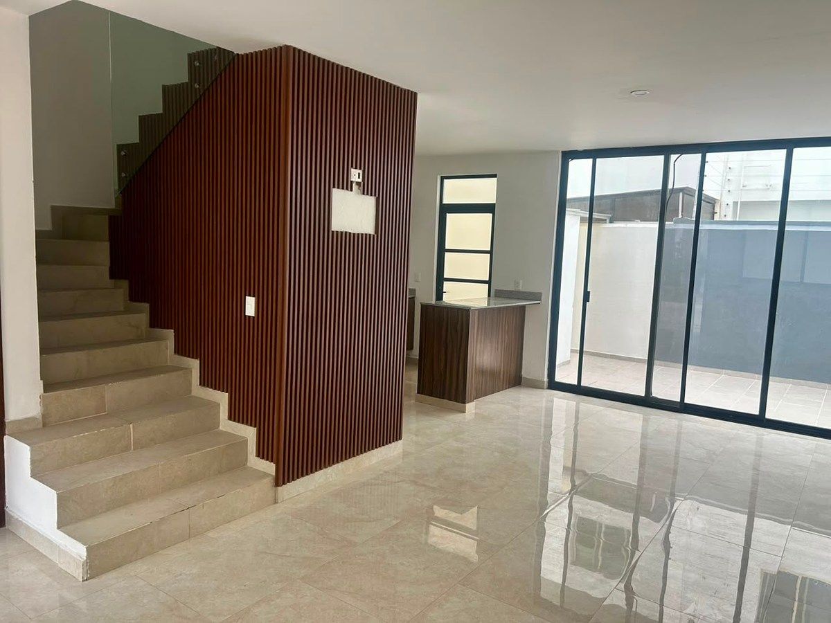 Casa em Jardines Del Valle, Zapopan, foto 3 de 24