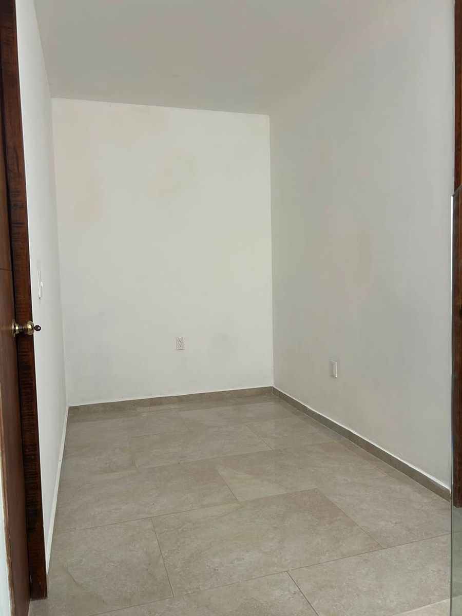 Casa em Jardines Del Valle, Zapopan, foto 8 de 24