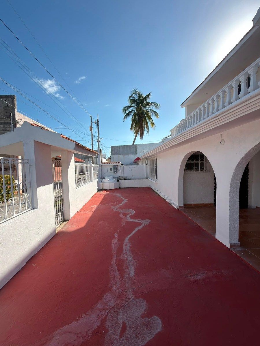 House in San Manuel, Carmen, photo 3 of 18