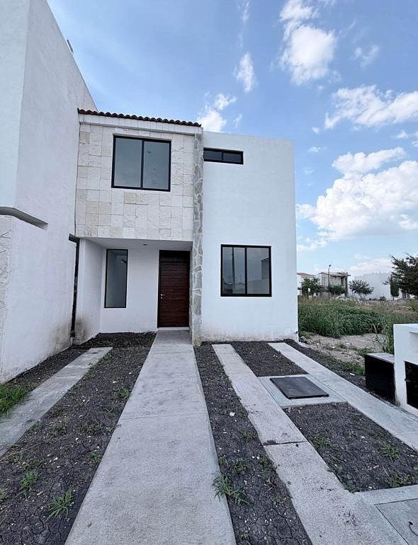 VENDA CASA CIDADE MADEIRAS EL MARQUÉS, foto 1 de 12