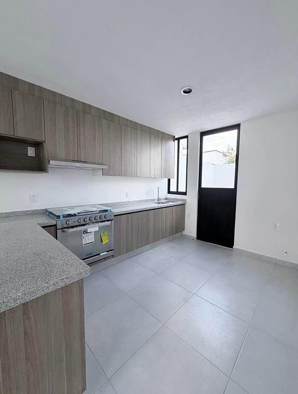 Casa em El Marqués, Querétaro, foto 2 de 12