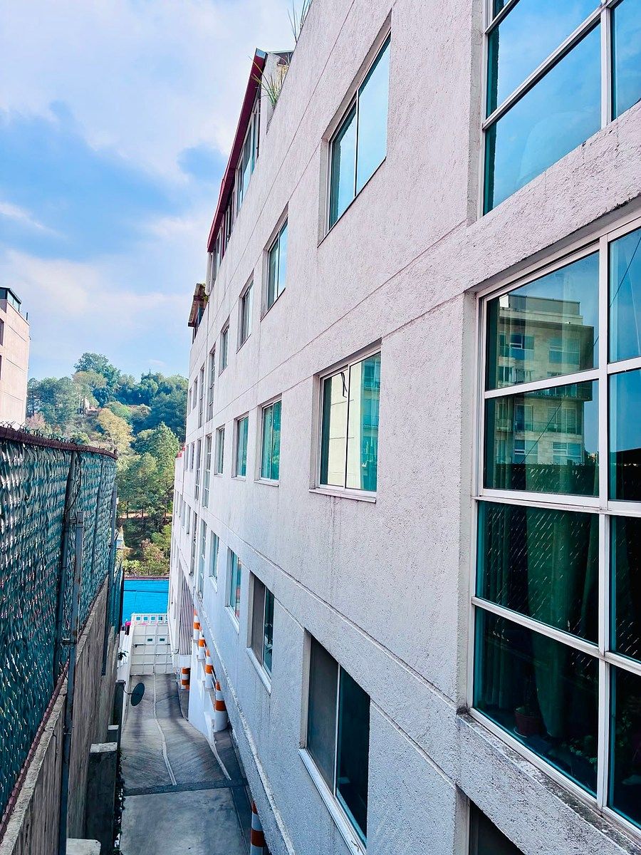 DEPARTAMENTO CON PATIO EN AMPLIACIÓN LAS AGUILAS, foto 1 de 13