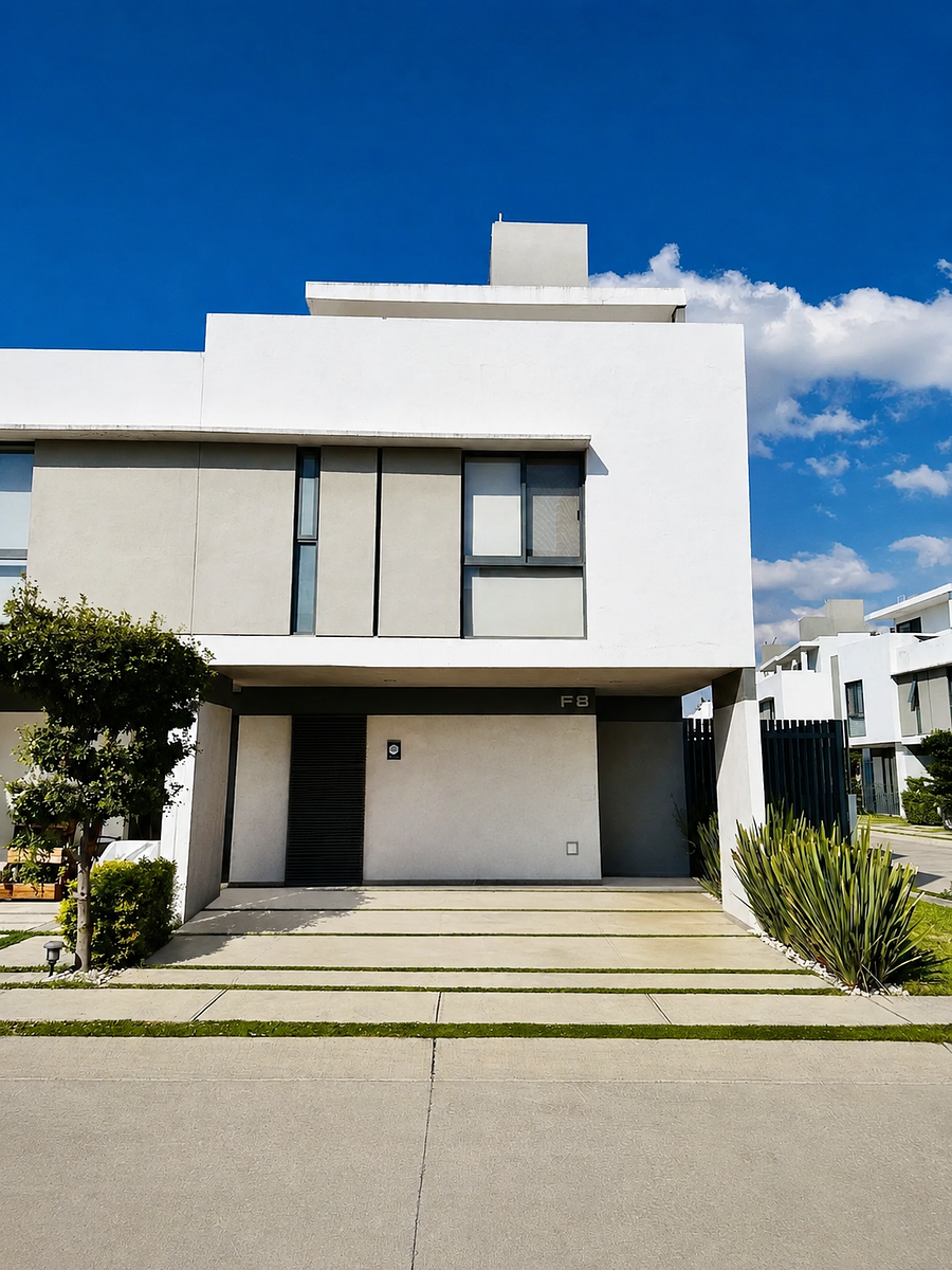 Casa en Renta en las Grullas Residencial
