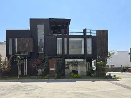 Casa en Venta en Capital Norte, Zapopan, foto 1 de 20
